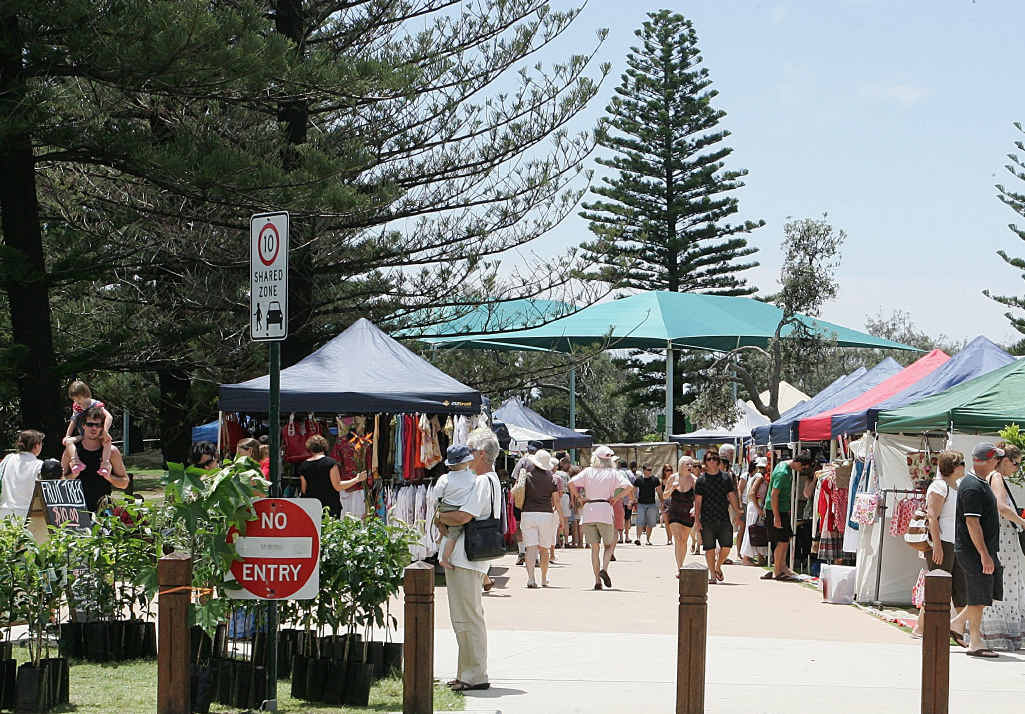 peregian beach markets