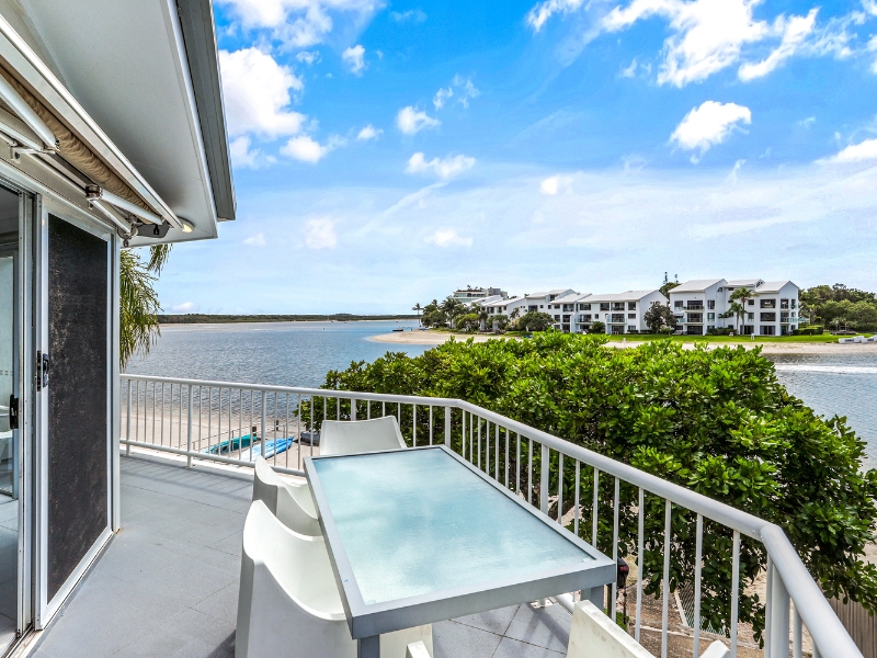13/8 munna crescent
