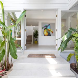 6 cooran court